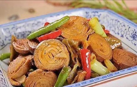 河南臭豆腐卷制作方法,信阳臭豆腐卷用什么做的(河南人爱吃的10大"