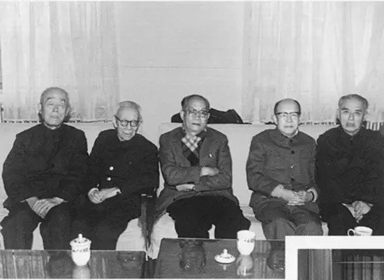 汉语拼音是谁发明的，汉语拼音是谁发明出来的（经济学家业余研究语言学）