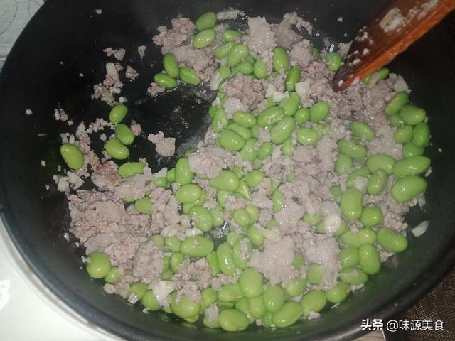 肉丁炒玉米粒的家常做法，家常肉沫炒玉米粒清豆