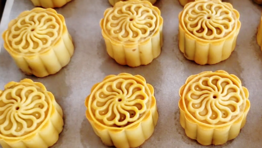 圖片[7]-【豆沙蛋黃月餅】做法步驟圖 香甜沙軟 比買的還好吃-起舞食譜網(wǎng)