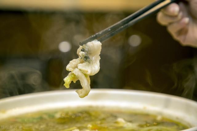 黄喉火锅涮多久，黄喉火锅涮多久最好（想知道正宗重庆火锅）