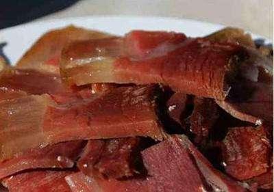 腌肉怎么吃腌肉的两个吃法，腌肉怎么吃腌肉的两个吃法视频（吃腌肉美味还下饭）