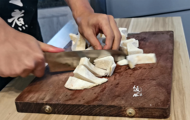 榴莲壳有什么用，榴莲壳有什么作用和用途（爱吃榴莲的快收藏了）