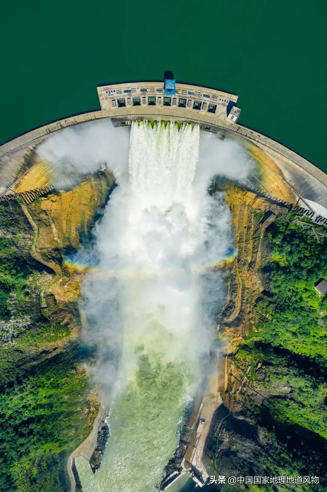 攀枝花是哪个省的城市，西部区（“四川特区”攀枝花）
