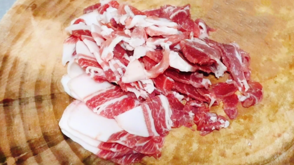 图片[2]-【辣椒炒肉】做法步骤图 香辣开胃又下饭 好吃-起舞食谱网