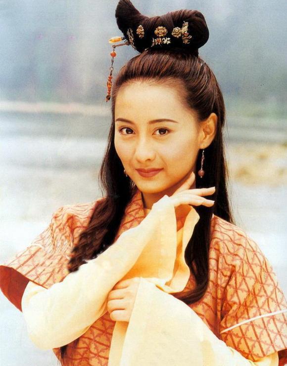 绝代双骄小仙女是谁演，新绝代双骄小仙女扮演者（20年前的《绝代双骄》才叫美女如云）