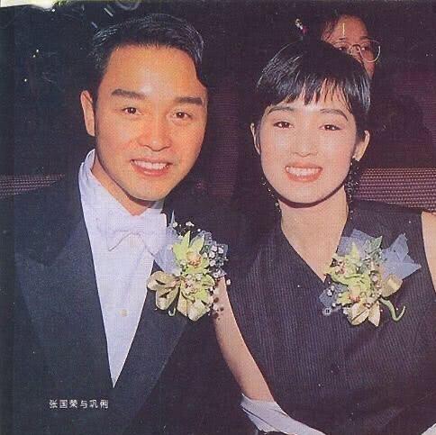 方脸怎样化妆让脸变得像瓜子脸，方形脸怎么化妆变瓜子脸（让你轻松打造高级感）