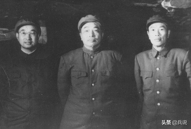 邓华将军的子女简介，邓华将军传电子书（彭总第一助手邓华）