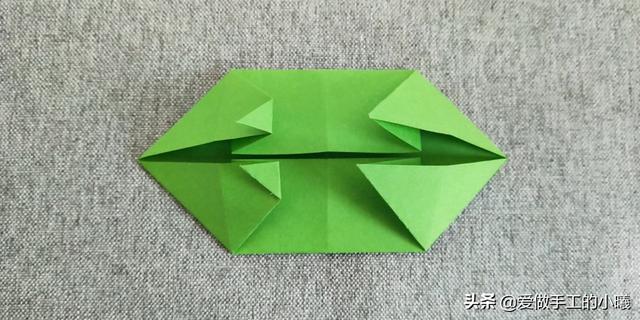 折青蛙怎么折简单又会跳，如何折会弹跳的青蛙（嘴巴会动的青蛙折纸）