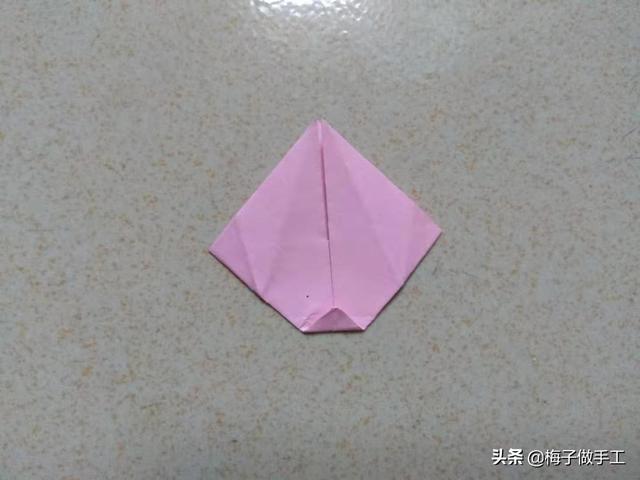 古代纸鞋子的折法，古代纸鞋子的折法视频（漂亮的平底女鞋子怎么折）