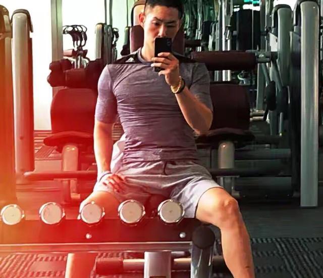 f4演的电视剧，流星花园f4成员名字（有人任由豪宅变废墟）