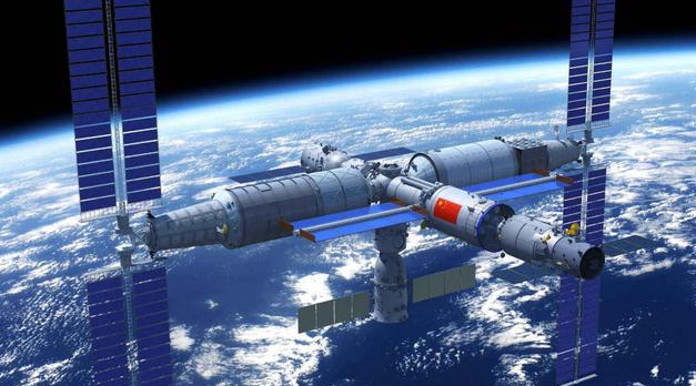 空间站是怎么固定在天上的（国际空间站为什么不建在月球上）