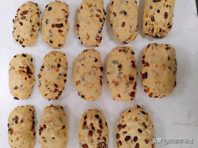 史多伦面包的由来，史多伦面包英文（最能代表圣诞节的——史多伦面包）