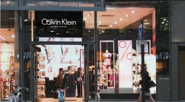 mk和coach哪个档次高，背蔻驰的女人什么档次 （奢侈品排雷指南丨这6个品牌不要买）