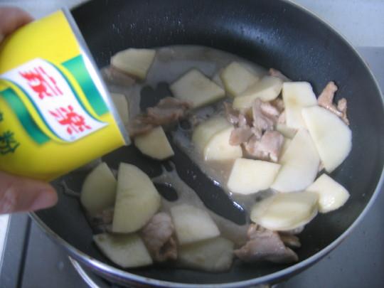 图片[4]-【苹果炒肉】做法步骤图  更有营养还好吃-起舞食谱网