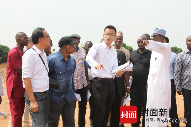 标签非洲酋长什么意思，非洲的酋长是什么意思（90后中国小伙成首个非洲国家“双酋长”）