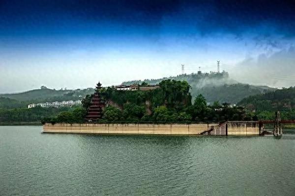 江上明珠——重庆石宝寨旅游攻略