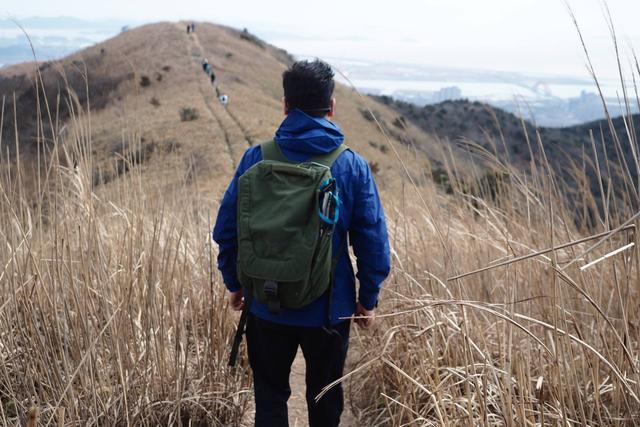 沙里瓦是什么意思，沙乌沙里瓦是什么意思（新年用红蓝新衣组CP-沙乐华男女羽绒服）