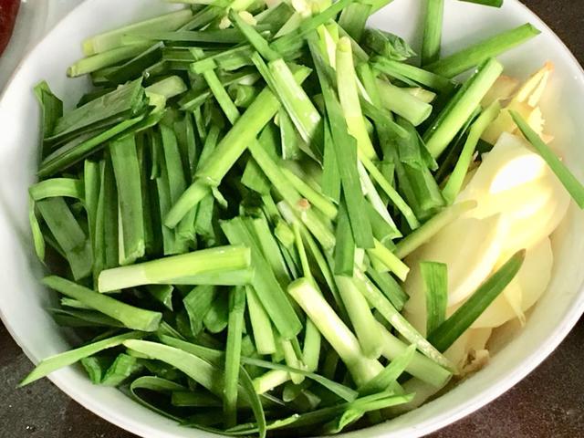 河蚌怎么做好吃，河蚌怎么做好吃又嫩（河蚌相信很多朋友都没吃过）