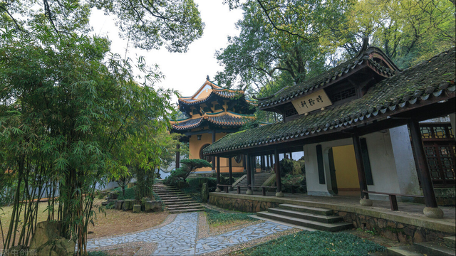 廪怎么读音，廓怎么读音是什么意思（<gòu>•袁州州学记）