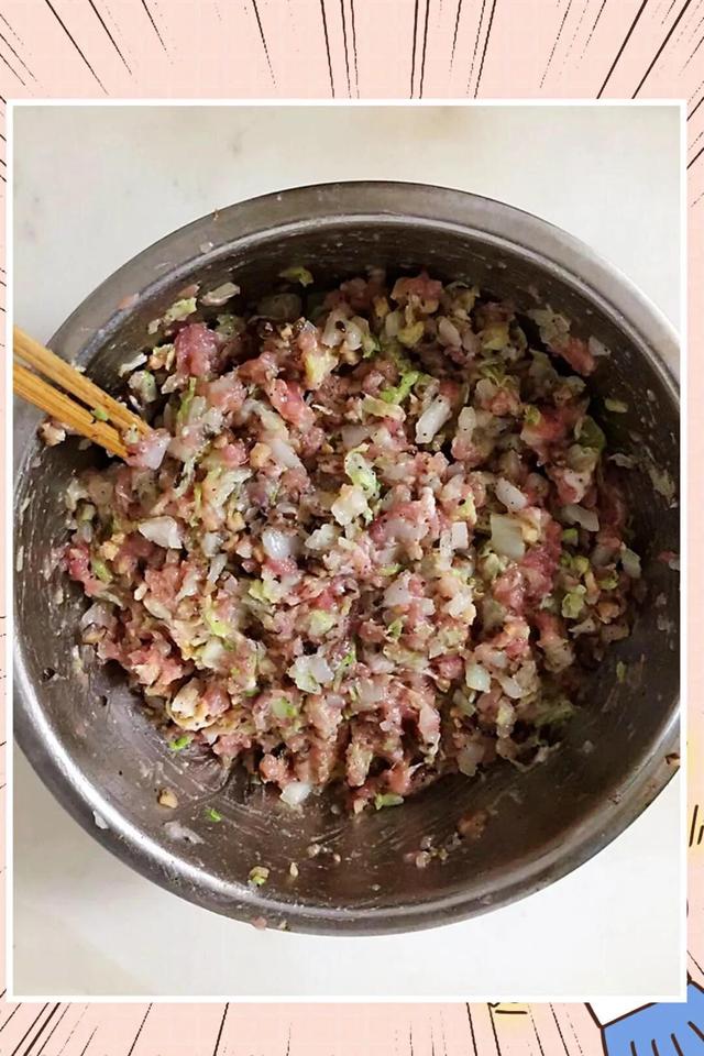 怎样做香菇馅饺子，香菇怎么做饺子馅（香菇饺子馅怎么调好吃）