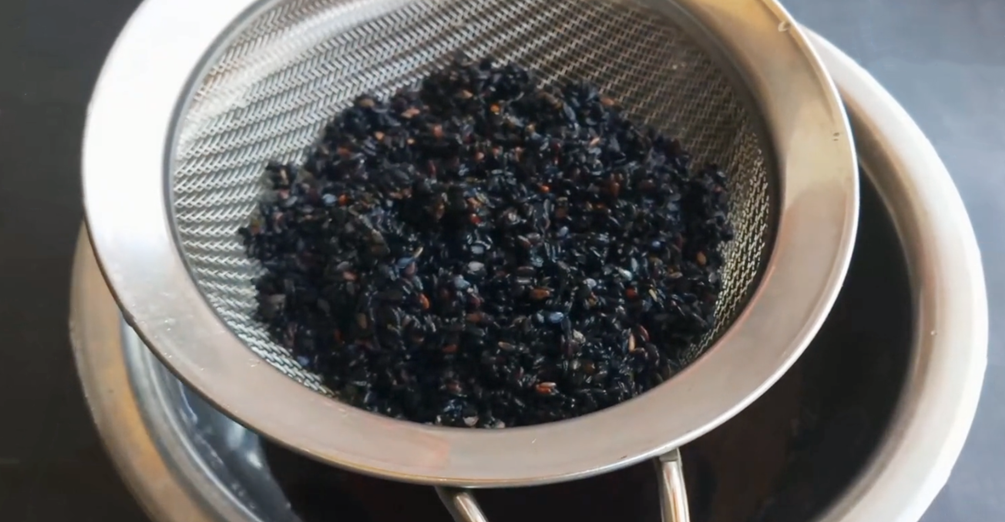 圖片[3]-【黑芝麻黑豆紅棗粥】做法步驟圖 可以多喝烏發養發粥 營養又-起舞食譜網