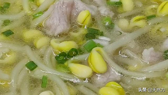 豆芽要煮多久，凉拌豆芽要煮多久（黄豆芽煮多长时间能熟）