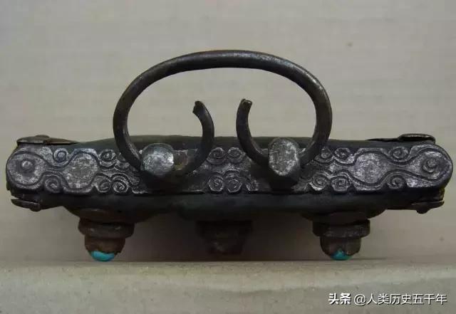 打火石是什么材料，古代打火石是什么材料（古人用的打火机——火镰）