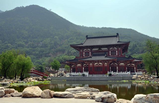 华清池（华清池简介，华清池所有典故及传说（中国现存最古老的园林——华清池）