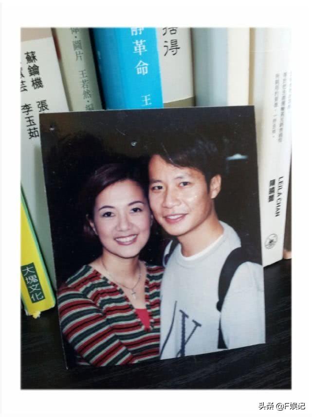 张学友的《有个人》 歌词，张学友的《有个人》（现实却每年都手写充满爱的卡片给太太）