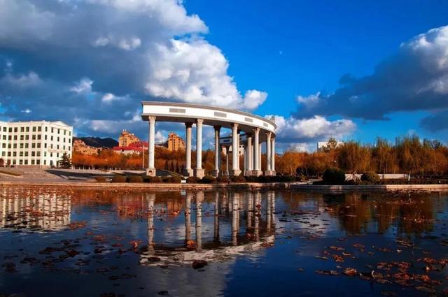 哈工大一校区图书馆几点开门，哈工大二校区图书馆开放时间（哈尔滨工业大学威海校区）