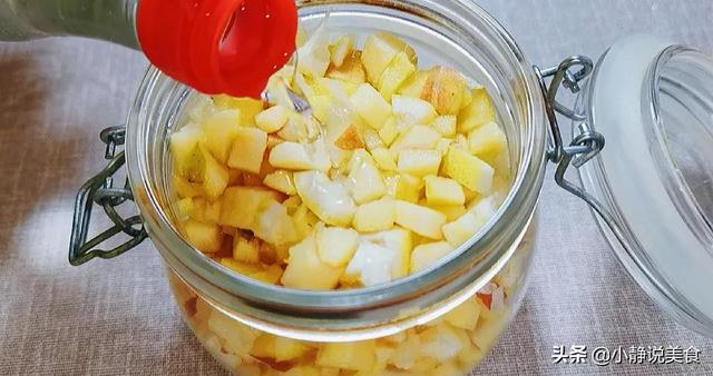 柠檬和什么水果最配啊，柠檬跟什么比较配（闺蜜月瘦15斤的秘诀）