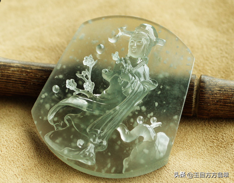 翡翠的辨别和等级的划分，翡翠的分类等级（翡翠等级该如何准确划分）