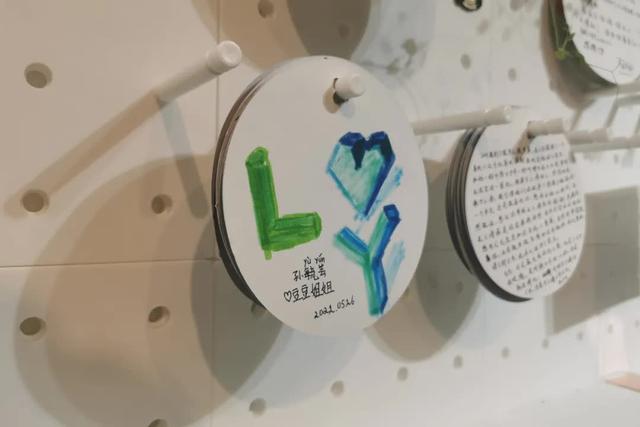 优秀网站设计，网站平面设计（愿你们都能找到那个人）