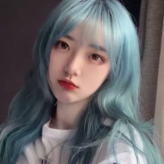 念七 精致女生染发社会酷头像微信，念七 精致女生染发社会酷头像（各种发色的小姐姐头像）