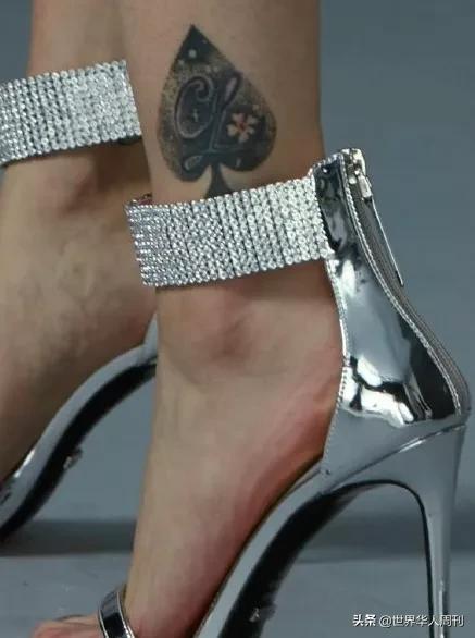 黑桃女是什么意思，黑桃纹身代表什么意思（女明星发了一张带纹身的照片）