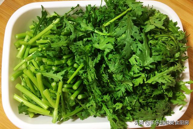 茼蒿叶子怎么吃，篱蒿菜的叶子可以吃吗（3种好吃做法要收藏）