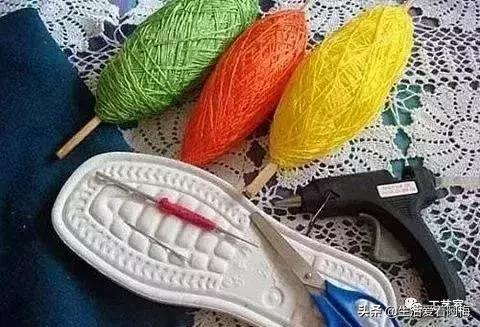 新手勾鞋子一步一步教，鞋子的钩法详解简单几步教会你（是时候为家人钩织地板拖了）