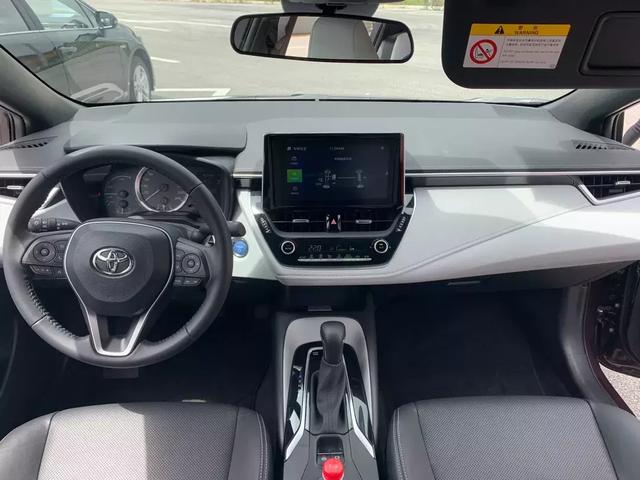 雷凌混动车型吗，雷凌混动排量（能抢走喜欢昂克赛拉的年轻人）