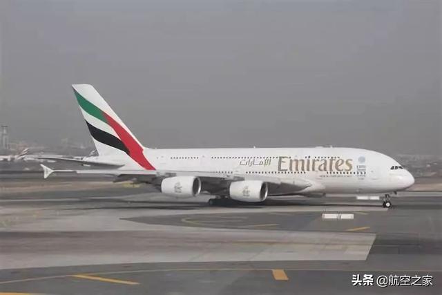 空中客车A380相比波音737-800，哪个更安全？