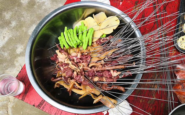 真正的烧烤撒料配方，大厨教你制作“万能”烧烤撒料