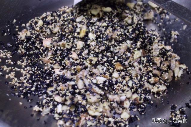 如何做油茶面，怎样做油茶面好吃又简单（我家油茶面从来不用买）