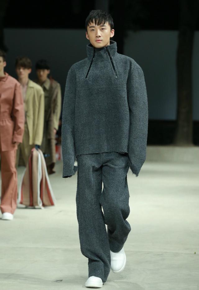 张杉杉演过电视剧，张杉杉主演电视剧（还在《枕上书》演过热巴哥哥）