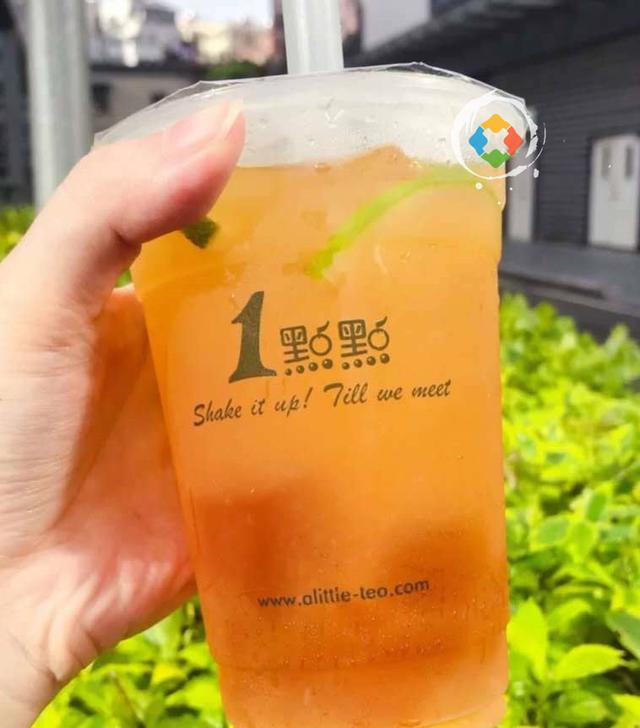 火爆重庆的10款奶茶：3个品牌来自外地，本地的一只酸奶牛很强势