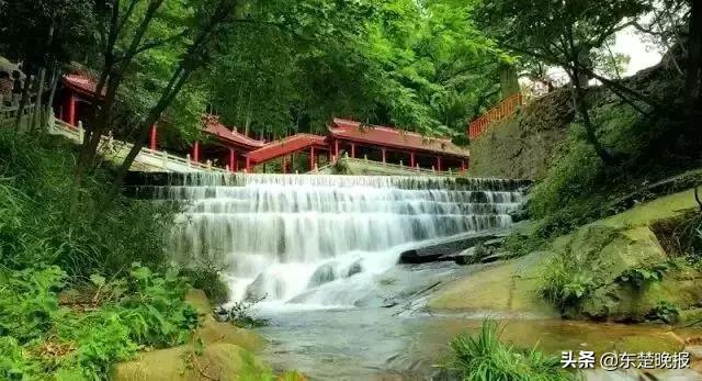 哪里有高空蹦极，哪里有高空蹦极的地方（高空蹦极、滑雪、宿房车、星空银河……超多玩法等你来玩）