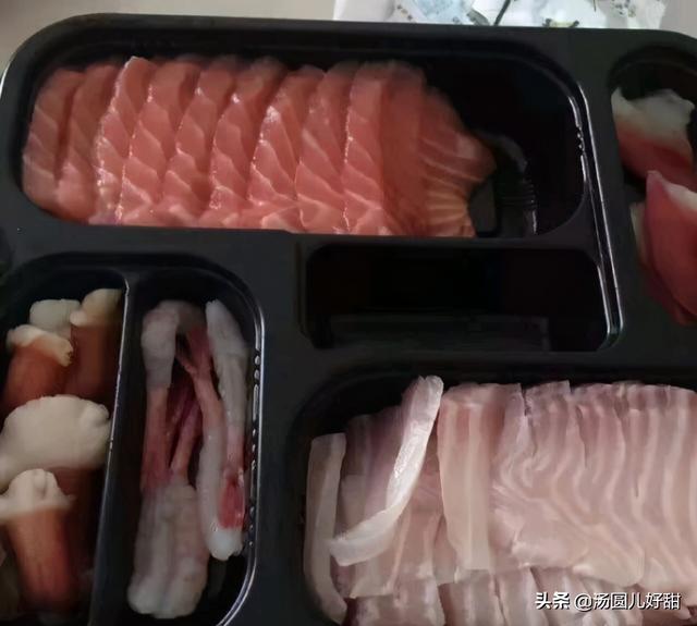 葫芦娃的爷爷叫什么名字，葫芦娃的爷爷叫什么名字最好听（动画片葫芦娃里的老头叫什么名字）