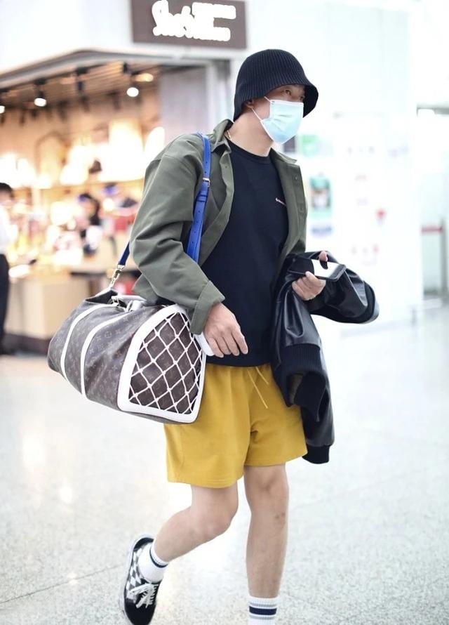 张亮身高体重，张亮真实身高体重（188cm大长腿更抢镜）