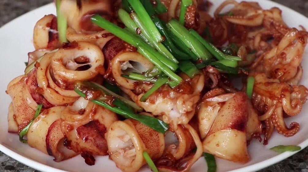 图片[6]-【沙姜焗鱿鱼】做法步骤图 做法很简单 这个季节吃最美味-起舞食谱网