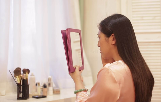 手机有镜子功能吗，vivo手机有镜子功能吗（真的会比真实的自己好看30%吗）