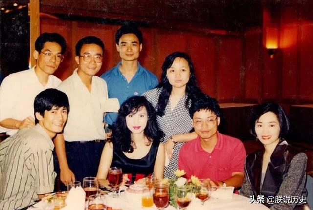 邝美云年轻时图片，邝美云年轻时图片 视频（半个娱乐圈的大佬都跟她合影过）